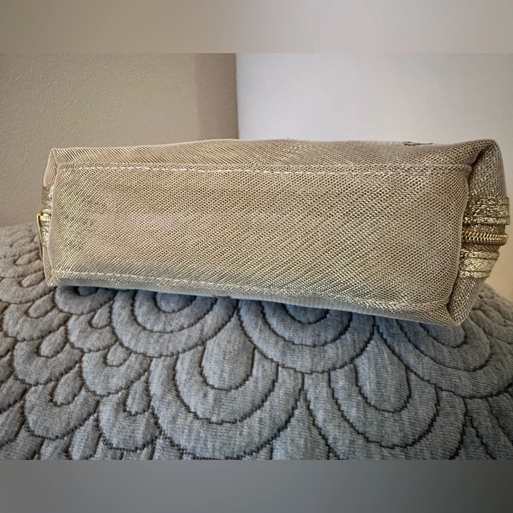 NEW⭐️DIOR Beauty Gold Mesh Embroidered Cosmetic Pouch - Picture 5 of 8